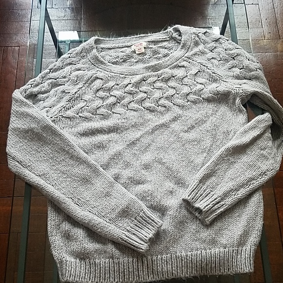 Mossimo Supply Co. Sweaters - Super Cute Gray Knit Sweater